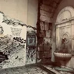 Habibi Tu Silver Gate Diocletians Palac * Split