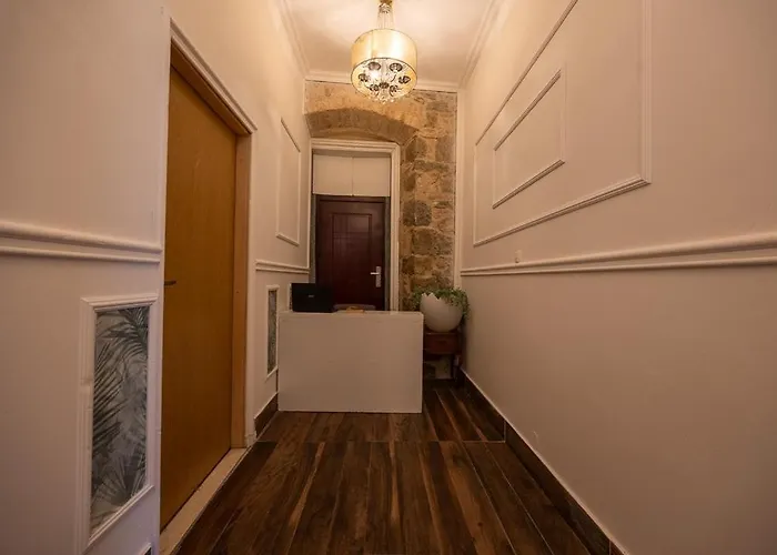 Hostel Habibi Tu Silver Gate Diocletians Palac