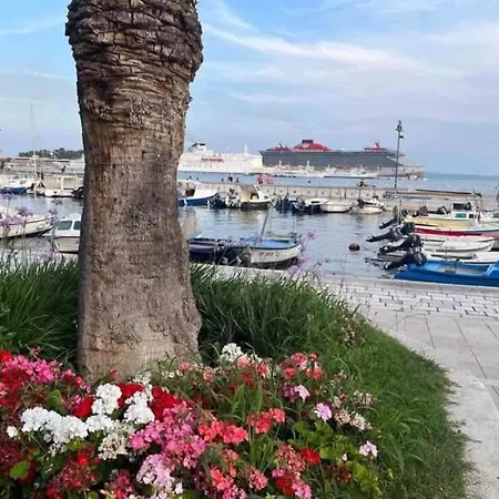 Habibi Tu Silver Gate Diocletians Palac Hostel