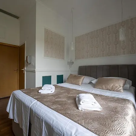 Hostel Habibi Tu Silver Gate Diocletians Palac *